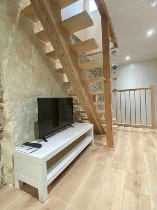 La Maison D Evahlia Creissels Екстериор снимка